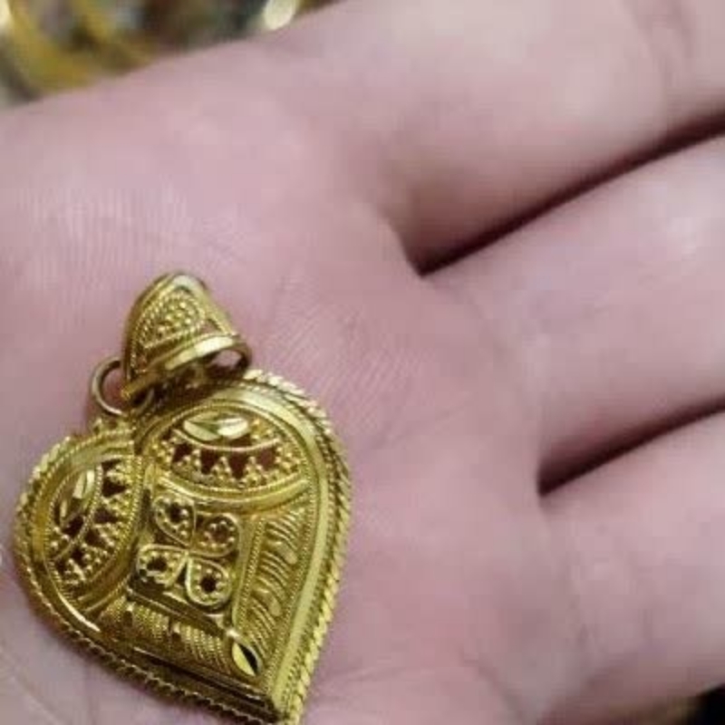 پلاک قلب ۲۱ عیار
